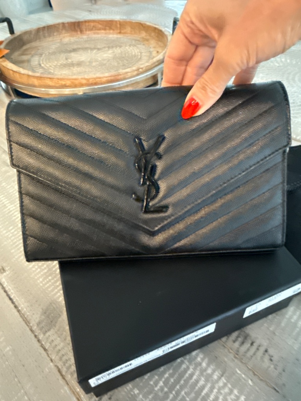 Saint Laurent Classic Cassandre Chain Wallet in Grain de Poudre leather bag - Picture 8 of 11